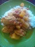 Alitas de pollos guisadas en salsa de tomates