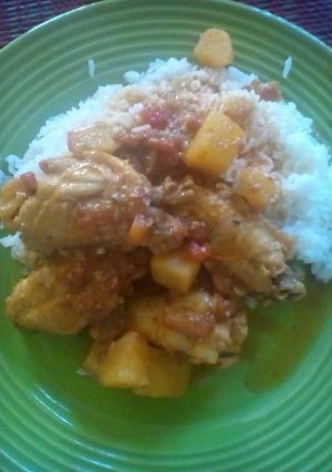 Una foto de Alitas de pollos guisadas en salsa de tomates