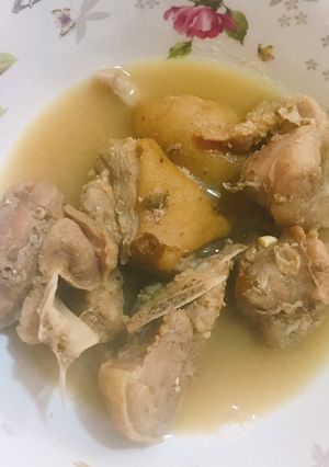 A picture of Goatmeat peppersoup.