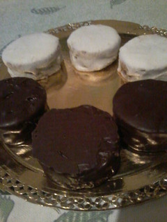 Una foto de Alfajores de chocolate y dulce de leche