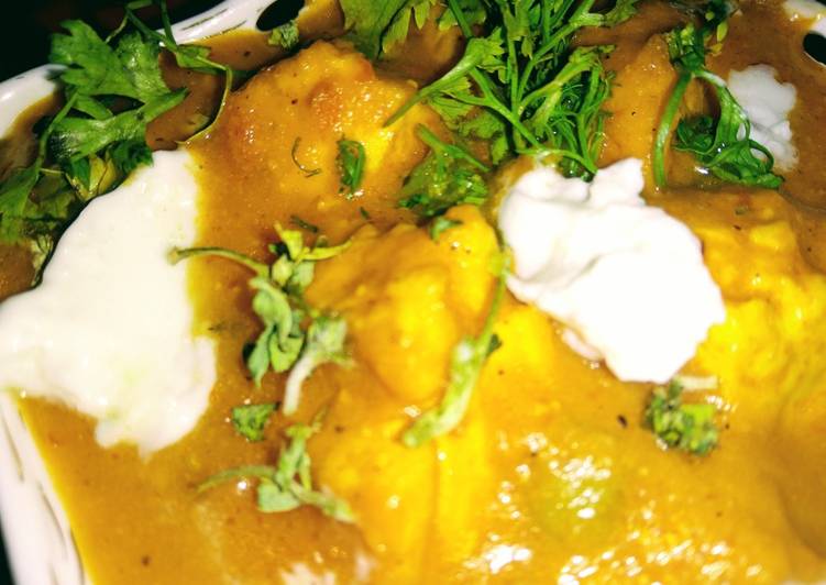 Paneer Butter Masala (cottage cheese)