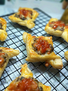 Foto resep Beef Puff Pastry (447)