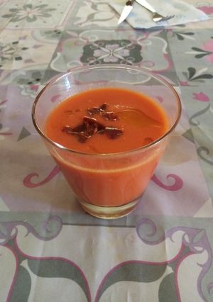 Foto principal de Gazpacho de sandía tomate y cebolla morada