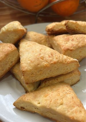 Una foto de Scons de queso