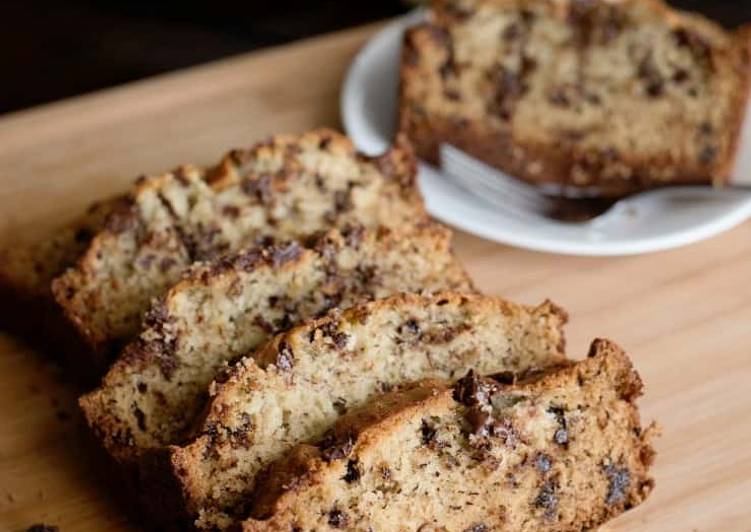 How to Prepare Quick Chocolate Chip Banana Bread