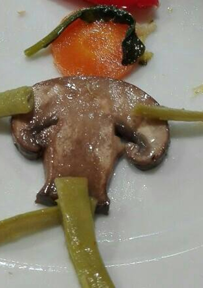 Una foto de 1082. Verduras niños