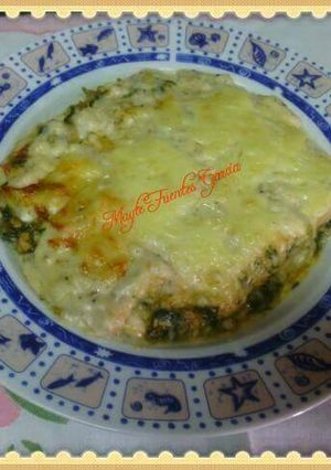 Foto principal de Pudin de pescado con espinacas y bechamel