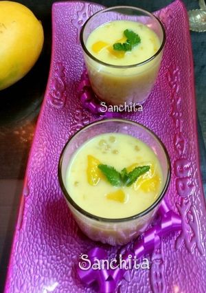 A picture of Mango Sago Pudding.
