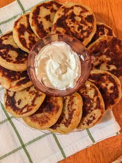 Töltött krumplilepény🥔🍽 recept fotója