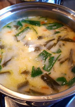Medvehagyma leves recept fotója