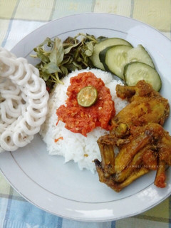 Foto resep Sego Sambel aka Penyetan Surabaya #pr_uuenaktenanrek