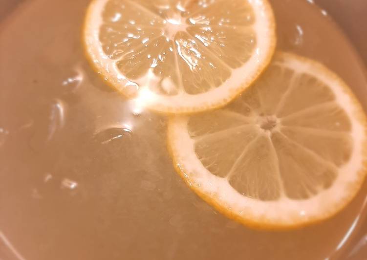 Simple Way to Make Speedy Fresh Squeezed Lemonade