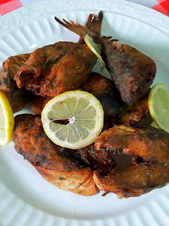 Una foto de Caballas en adobo Urrutia