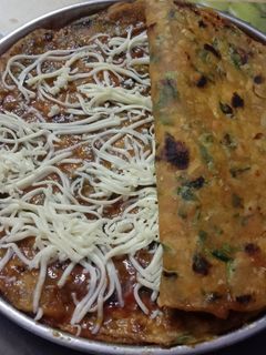 મેથી ના થેપલા (Methi Thepla Recipe In Gujarati) રેસીપી મુખ્ય ફોટો