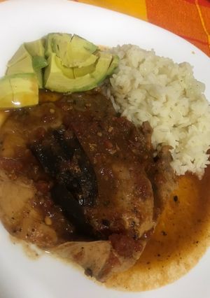 Una foto de Carne de puerco a la albañil