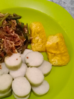 Foto resep Lontong Pecel Bumbu Instan
