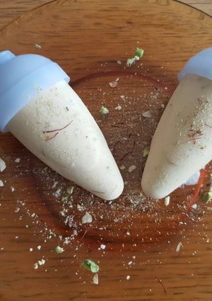 ઈનસટન્ટ કુલ્ફી (instant kulfi in Gujarati) રેસીપી મુખ્ય ફોટો