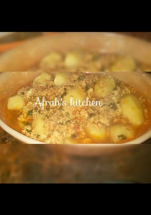 A picture of Potatoes in egg soup.