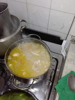 Una foto de Guisado de pollo y vegetales