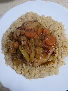 Una foto de Pollo Campero con arroz