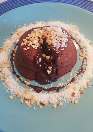 Foto di Tortino con cuore fondente con cocco e nocciole