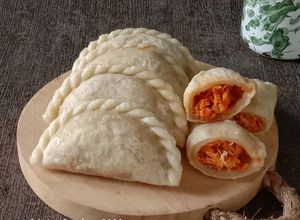 Foto resep Cireng Isi Ayam Suwir Pedas