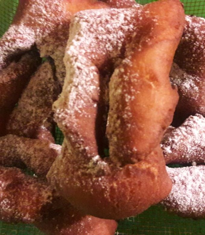 Una foto de Calzones rotos con leche condensada