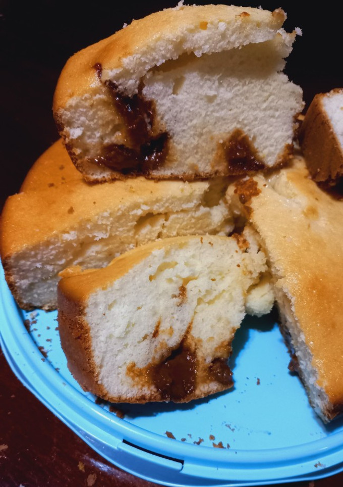 Una foto de Bizcochuelo de Limón🍋 con Dulce de Leche🍯💞