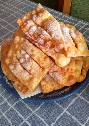 Ropogós csöröge maradék kovászból recept fotója