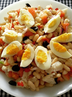Una foto de Ensalada de alubias
