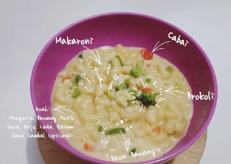 Creamy Cheese Spicy Macaroni Brokoli ala Anak Kost