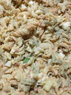 A picture of Tuna pasta salad.