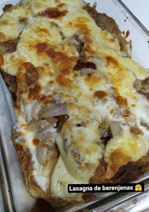 Una foto de Lasagna de berenjenas 🤍