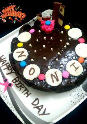 চকলেট বার্থ ডে কেক(chocolate birthday cake recipe in Bengali) রেসিপির প্রধান ছবি