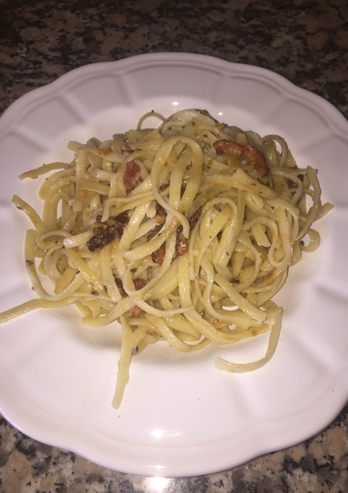 Una foto de Espaguetis a la carbonara