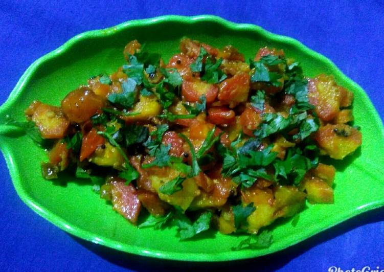Step-by-Step Guide to Cook Favorite Aalu gajar ki sbzi..