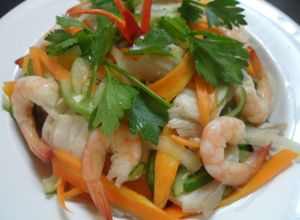 Hình của món Gỏi tôm thịt.