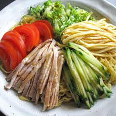 A picture of Cold Ramen Noodle Salad.