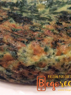 Una foto de Tortilla de espinacas y queso