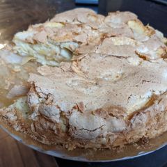 A picture of Easy Apple Charlotte pie.