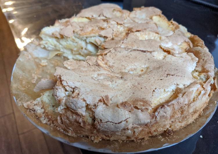 Steps to Make Speedy Easy Apple Charlotte pie