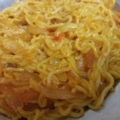 A picture of Noodles.