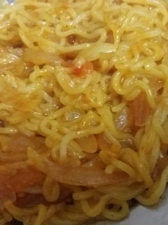 A picture of Noodles.