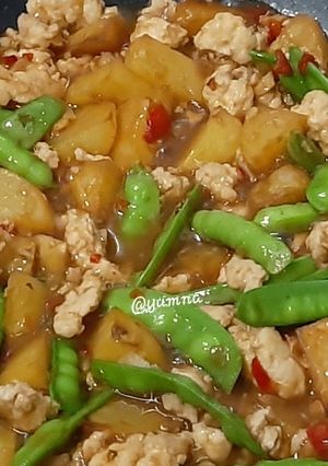 Foto resep Tumis Ayam Cincang mix Kentang