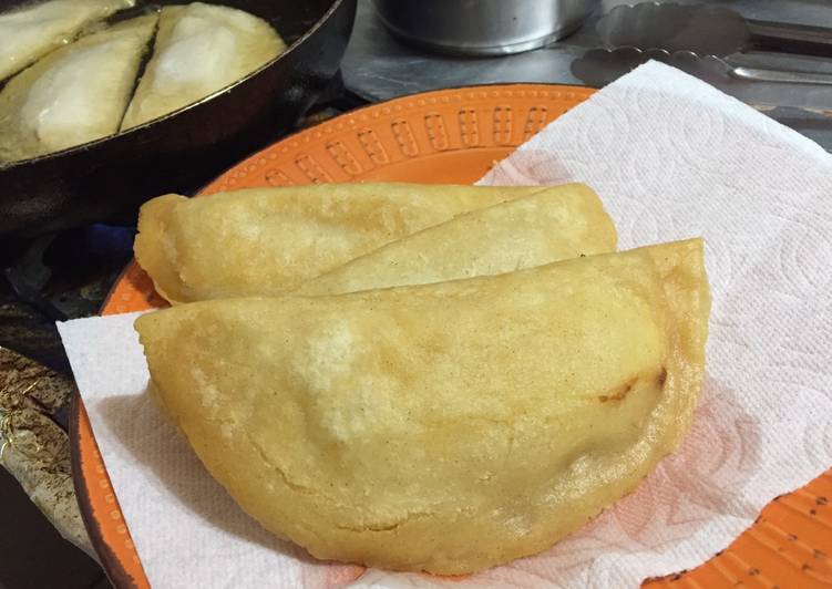 Quesadillas Fritas de Queso Fresco Receta de Lupita Salas Cookpad