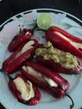 Chiles jalapeños endulzados y rellenos de queso que no pican el geras