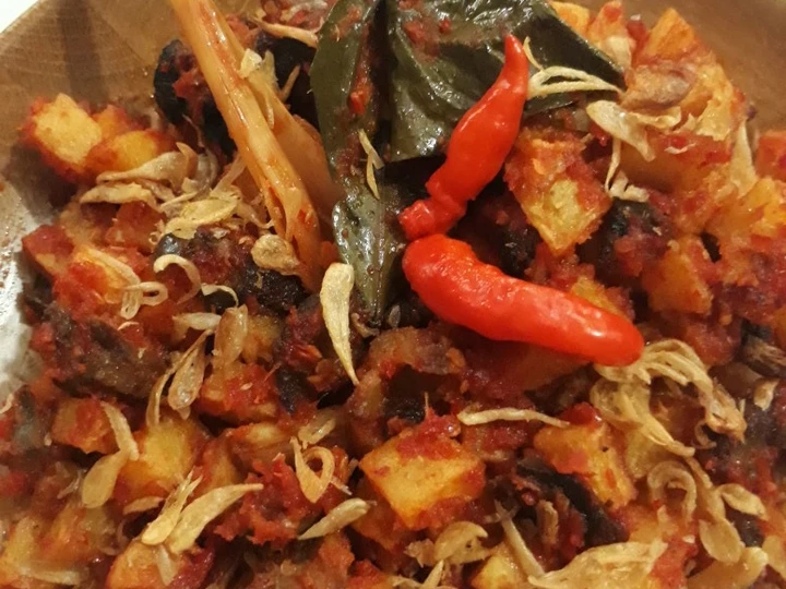 Langkah Mudah untuk Menyiapkan Resep Sambal Goreng Kentang Ati Ampla Pedas. yang Bikin Ngiler Anti Ribet, Sempurna