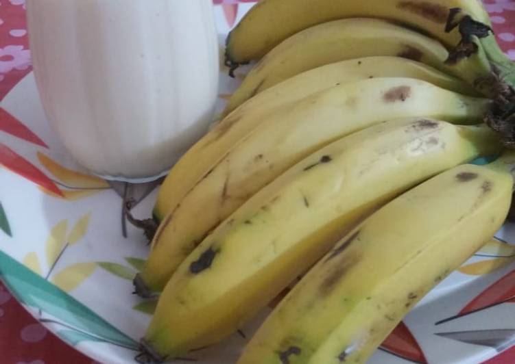 Guide to Prepare Banana shake in 10 Minutes for Mom