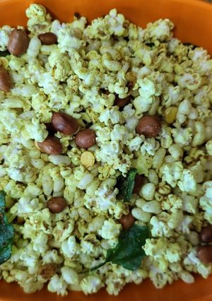 A picture of Puffed sorghum chivda.