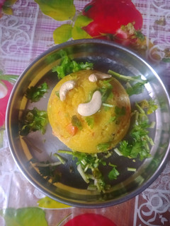 நெய் ரவா கிச்சடி (Nei rava khichadi recipe in tamil) செய்முறை முக்கிய புகைப்படம்